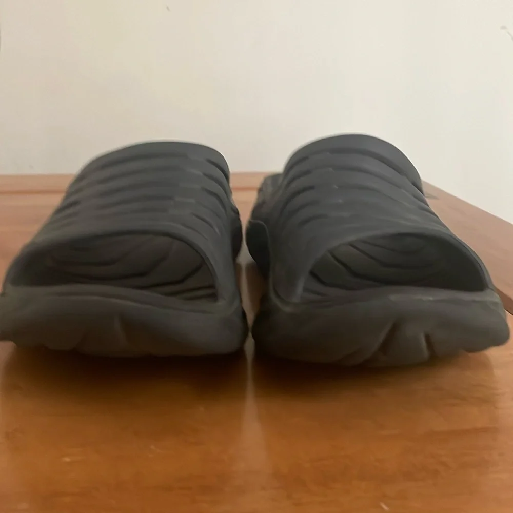 Hoka One One Slider Sandals Size 11
